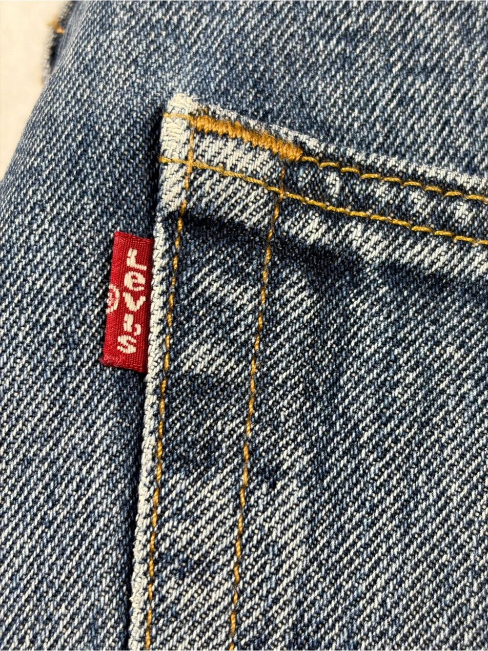 Levi's 505 Straight Leg Men's Jeans in Light Blue Denim
